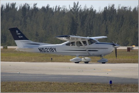 Cessna 182T